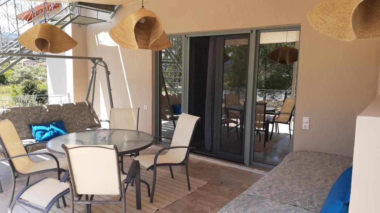 Villa Olga Lounge Hotel Лигия Екстериор снимка